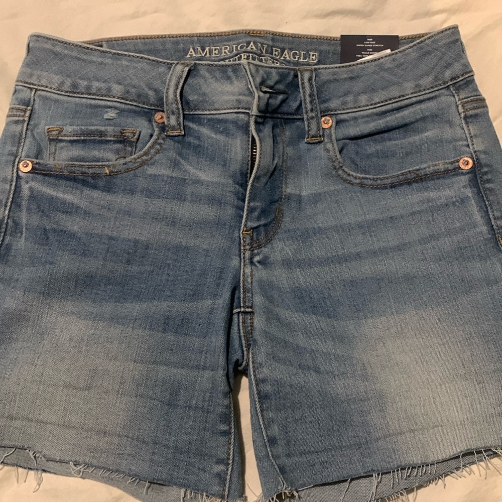 NWT American Eagle Denim Shorts- Sz 4